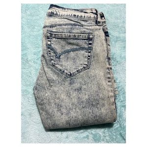 Hold for - @anonymous10596 Bullhead Skinniest Jeans